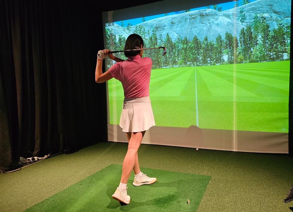 Residential golf simulator installation across Illinois